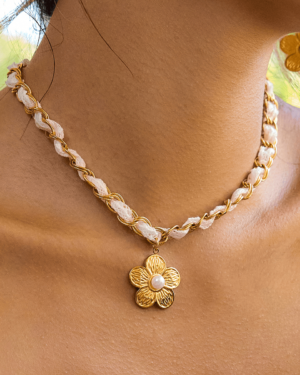 Trama Bianca Necklace