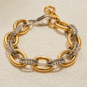 Bracciale Regia Trama