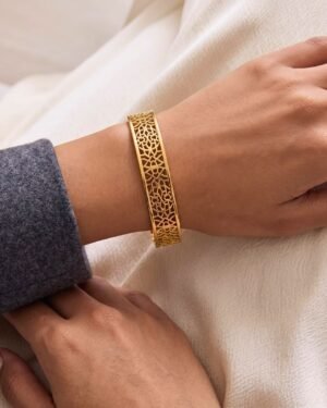 Arabesque Aurelia Cuff