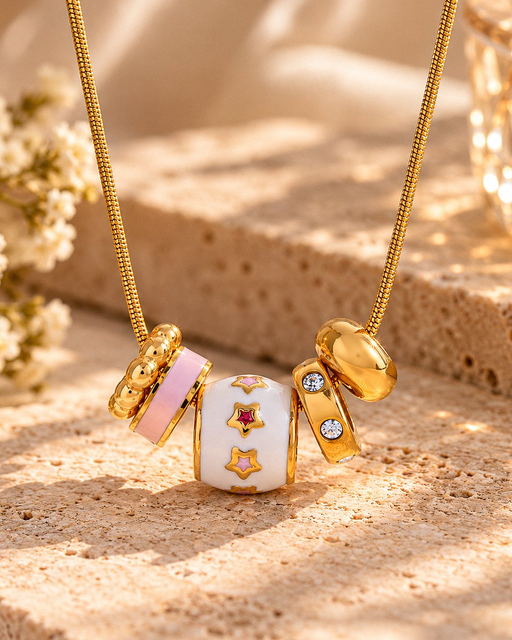 Cinque Cerchi Necklace full product view with five circular gold charms