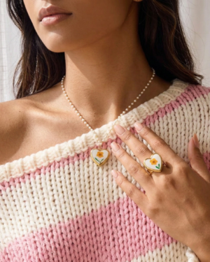 Rosaluna Pearl Collection