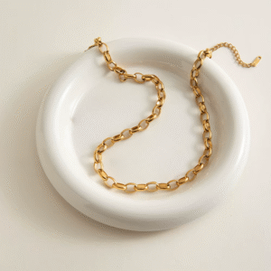 Maglia Classica Necklace by Calvéra – gold chain necklace with medium interlinked rings