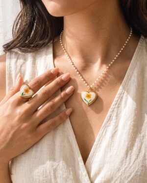 Bellavina Collection