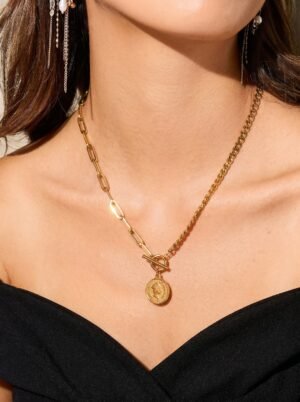 Luxe Adorn Necklace
