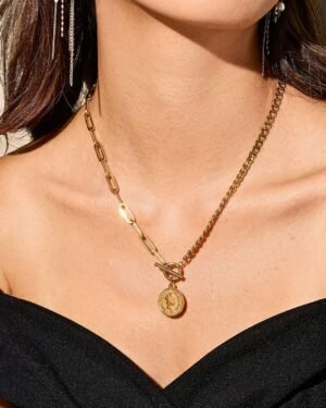 Luxe Adorn Necklace