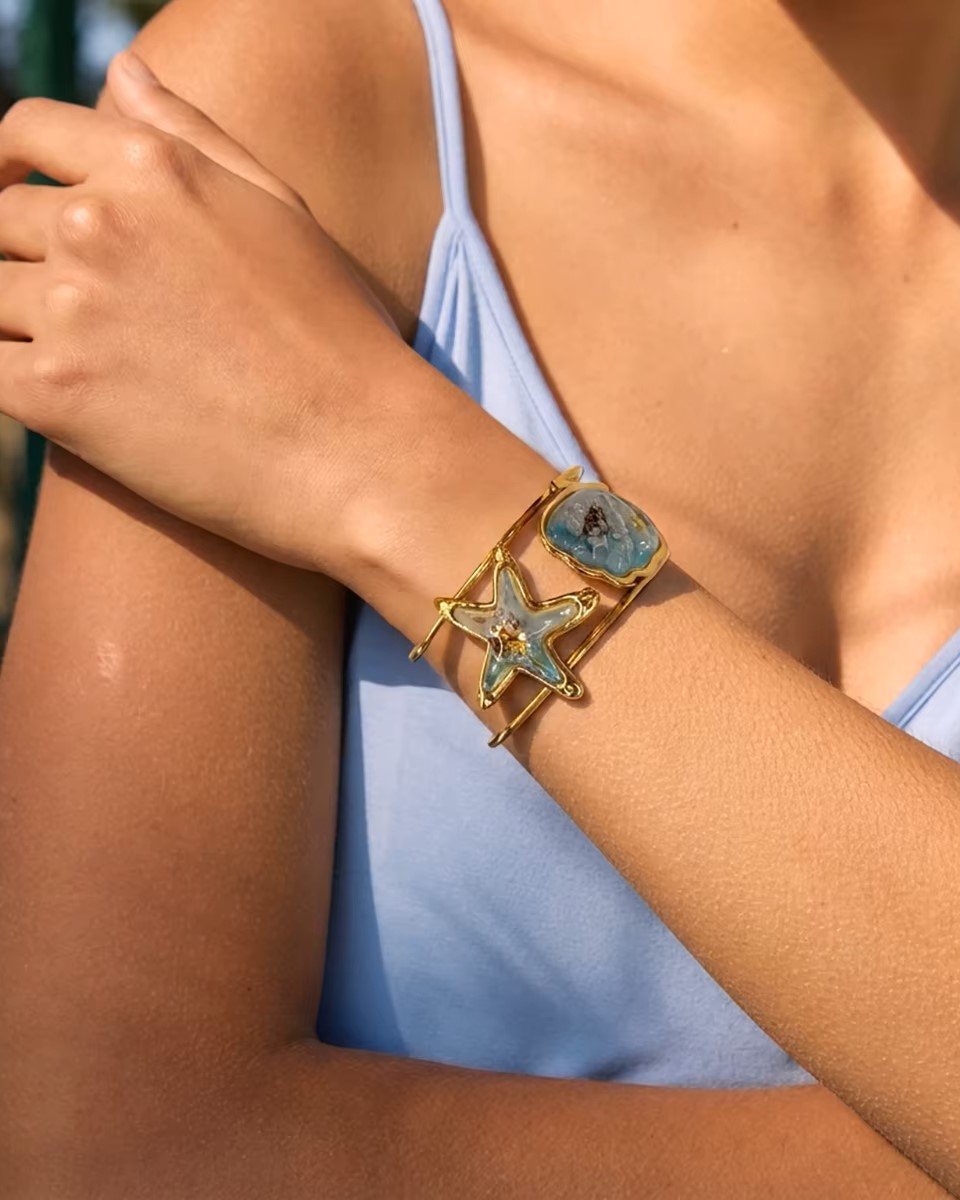 Conchiglia Marina Cuff Bracelet